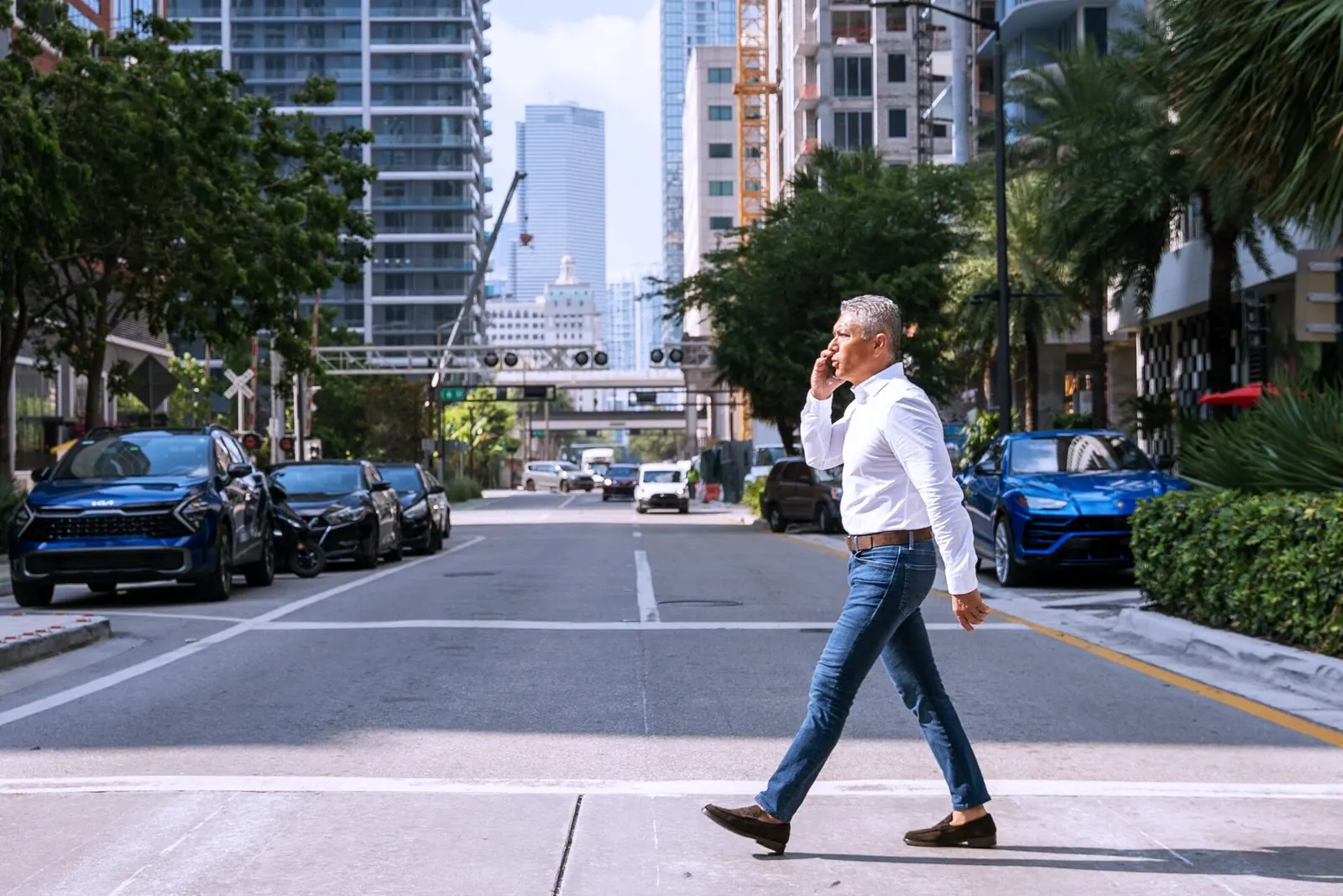 Downtown Walk — Downtown Miami personal branding session, photography by IAM Design